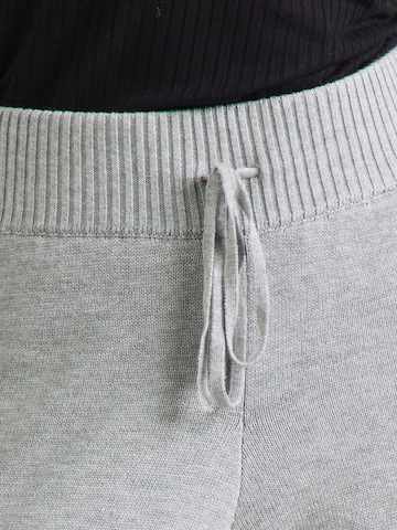 Wide Leg Pantalon 'YASBABETTE' YAS en gris