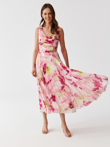TATUUM Φόρεμα 'BELLA' σε ροζ