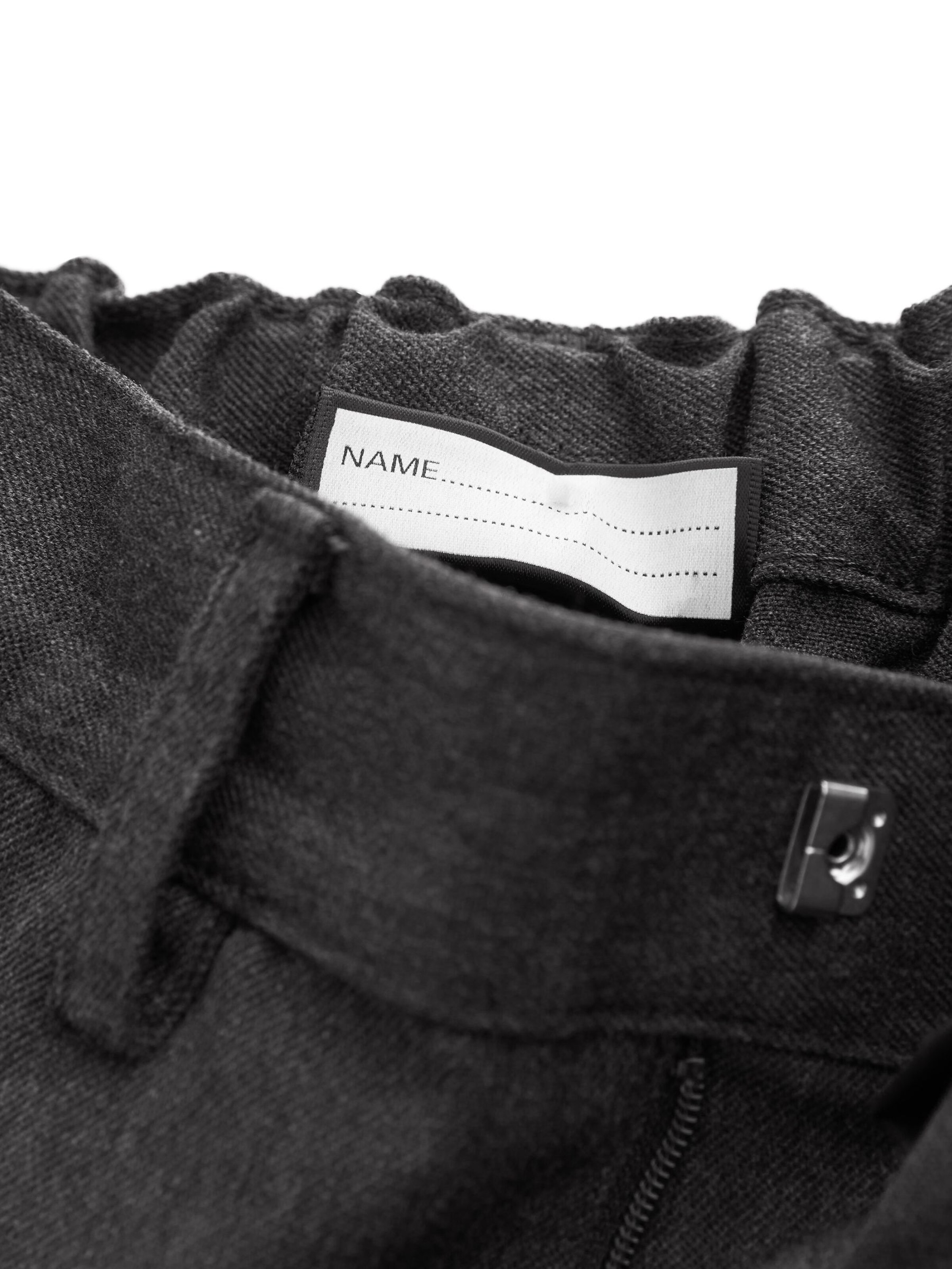 Next regular Bukser i grå