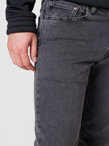 Coupe slim Jean '511 Slim' LEVI'S ® en gris