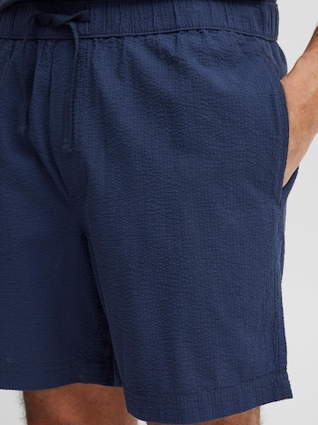 regular Pantaloni chino 'Frevne' di !Solid in blu