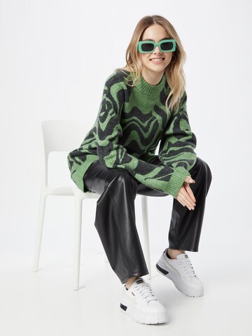 Pullover di Monki in verde