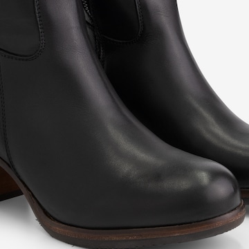 Mysa Boots 'Peta' in Black