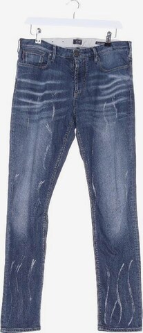 ARMANI Jeans in 33 in Blue: front