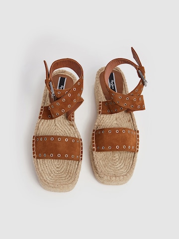 Pepe Jeans Sandalen met riem ' TRACY ANTIQUE ' in Bruin