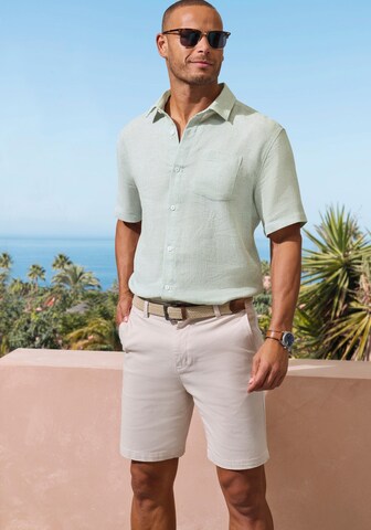 JOHN DEVIN Comfort fit Button Up Shirt in Green
