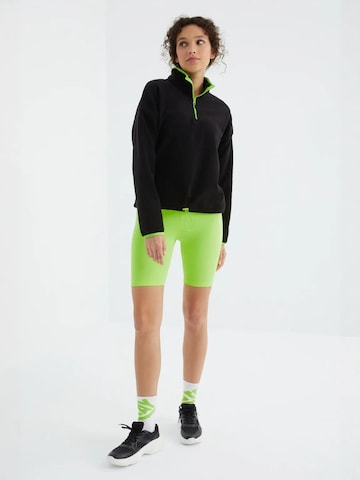 Sweat-shirt 'Sweatshirts' Tommy Life en noir