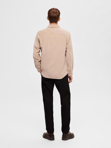 SELECTED HOMME Regular fit Overhemd 'Regowen' in Beige