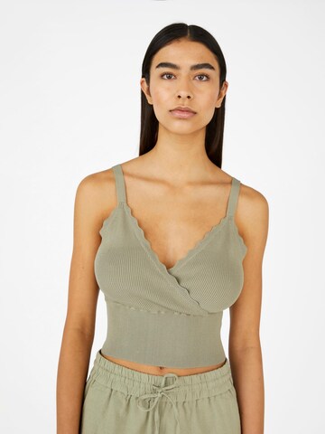 Top in maglia 'Tria' di OBJECT in verde