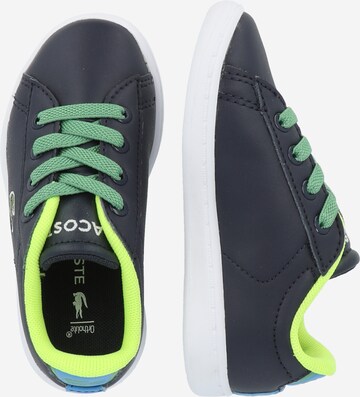 LACOSTE Sneaker in Blau