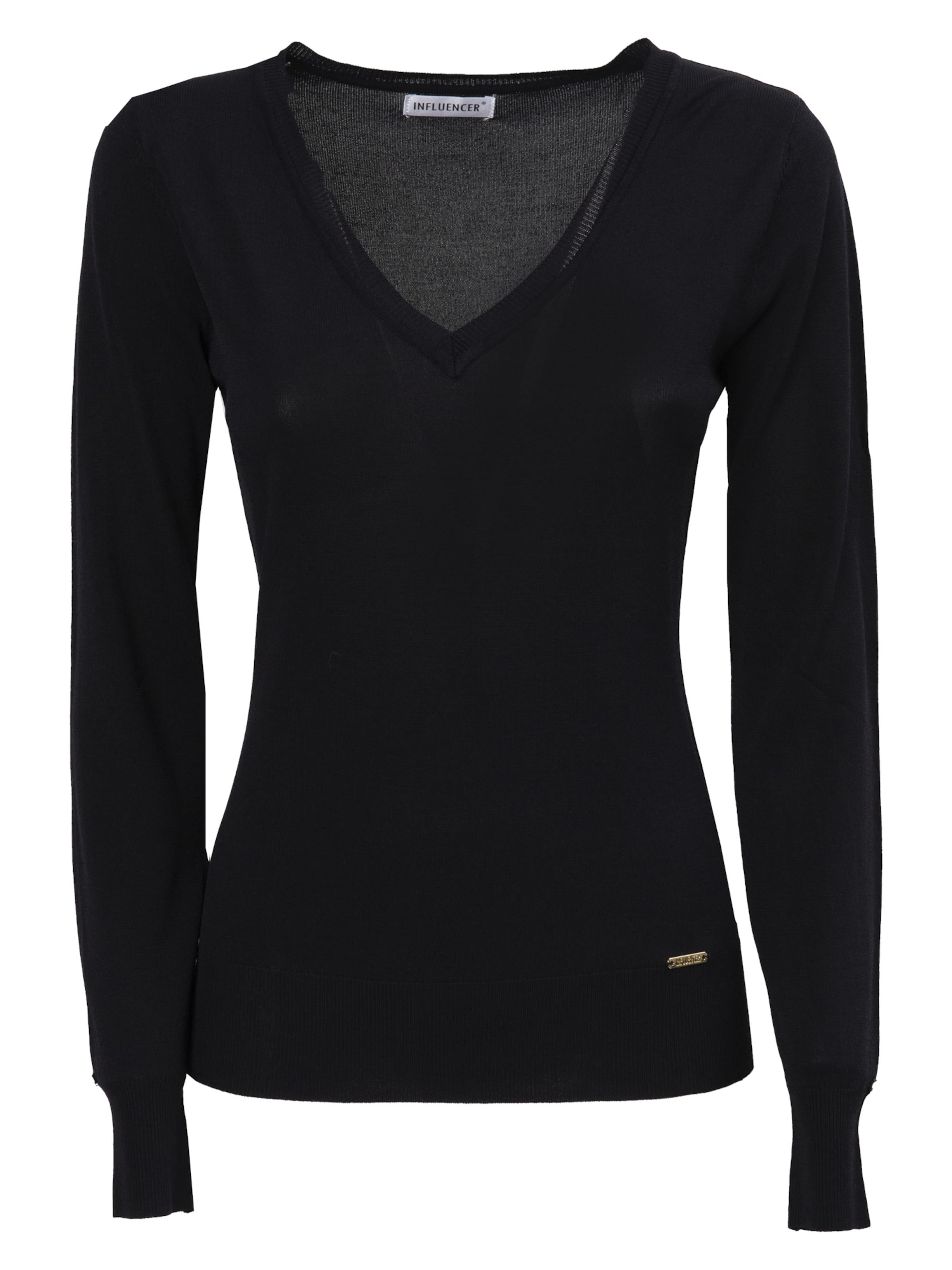 Influencer Sweater in Black: front