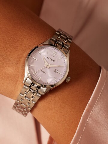 LORUS Analog watch in Silver: front