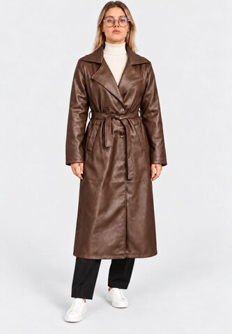 Manteau mi-saison Elara en marron : devant