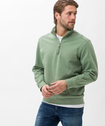 BRAX Sweatshirt 'Sion' in Green: front