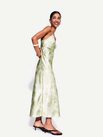 Robe Bershka en vert : devant