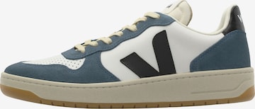 VejaNiske tenisice 'V-10 Prime' - bijela boja: prednji dio