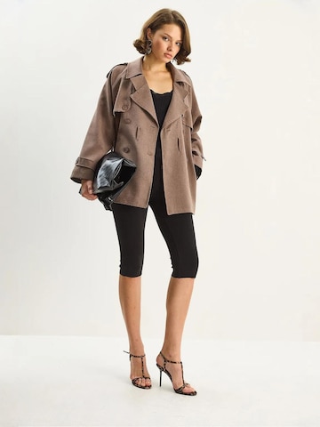 Bianco Lucci Between-seasons coat in Brown