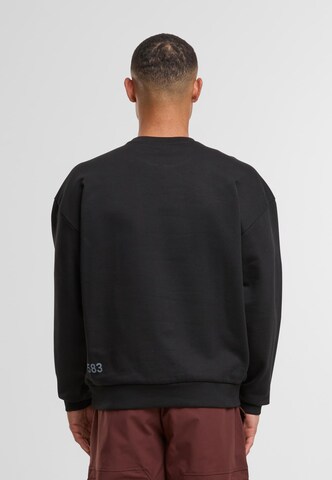 HALO Sweatshirt in Black