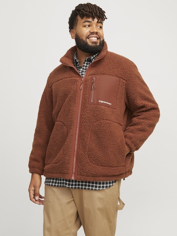 Veste en polaire Jack & Jones Plus en marron : devant