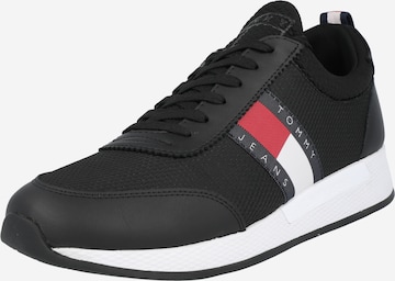 Tommy Jeans Sneakers in Black: front