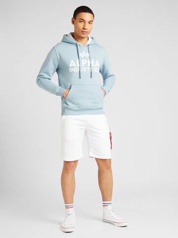 ALPHA INDUSTRIES Sweatshirt in Grau