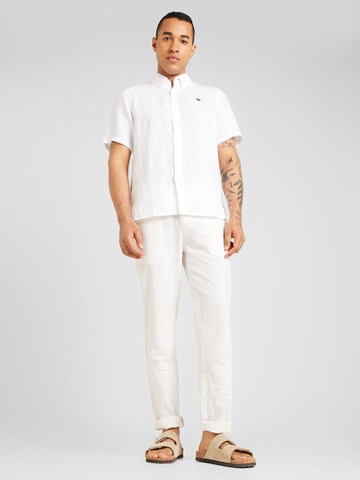 Abercrombie & Fitch - Ajuste regular Camisa 'FEB4' en blanco