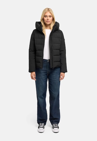 Veste d’hiver 'Akiliaa 16' MARIKOO en noir : devant