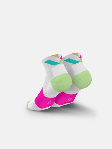 INCYLENCE Athletic Socks 'STRIKES SHORT' in 