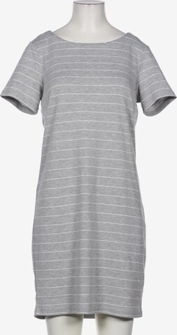 VILA Dress in S in Grey: front