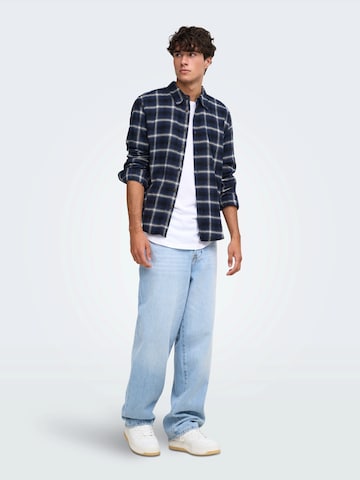 Coupe regular Chemise 'ONSGUDME' Only & Sons en bleu