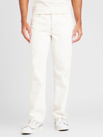 TOPMAN Regular Jeans in Beige: front