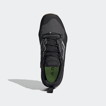 Pantofi 'Swift R3 Gore-Tex' de la ADIDAS TERREX pe negru
