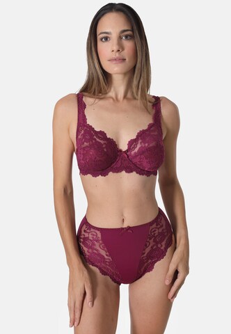 sassa Triangle Bra 'Sassa CLASSIC LACE' in Red