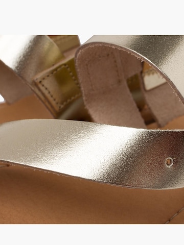 Pisamonas Sandale‌‌‌‌‌‌‌‌‌ in Beige