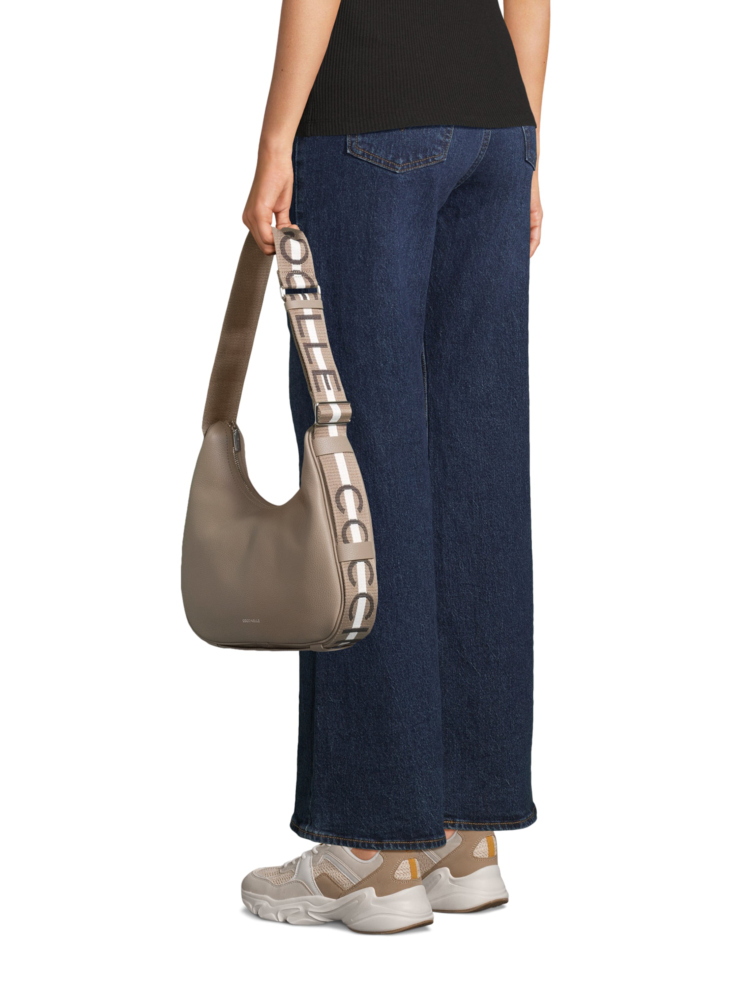 Borsa a spalla 'RAQUEL' di Coccinelle in grigio: frontale