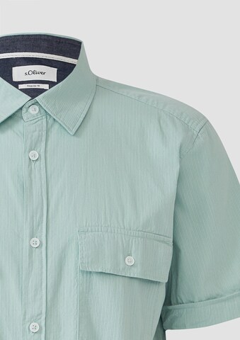 Coupe regular Chemise s.Oliver en vert