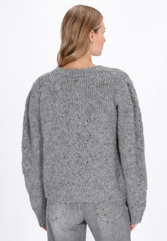 DreiMaster Vintage Knit cardigan in Grey