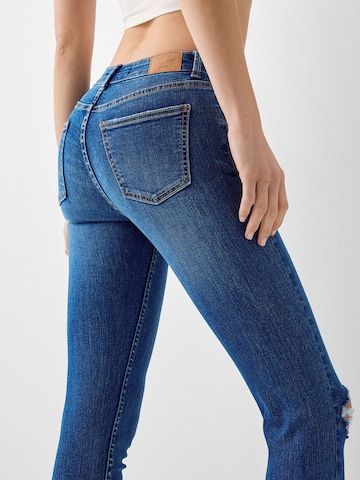 Bershka Skinny Jeans in Blau