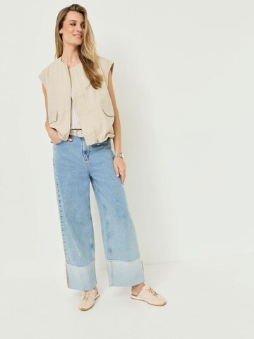 Tamaris Vest in Beige