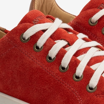 Travelin Sneakers 'Metz' in Red