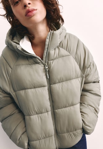 Giacca invernale di Pull&Bear in verde