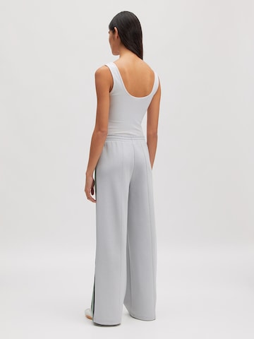 EDITED Свободный крой Штаны 'Tally' в Серый