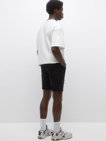 Pull&Bear Slimfit Shorts in Schwarz