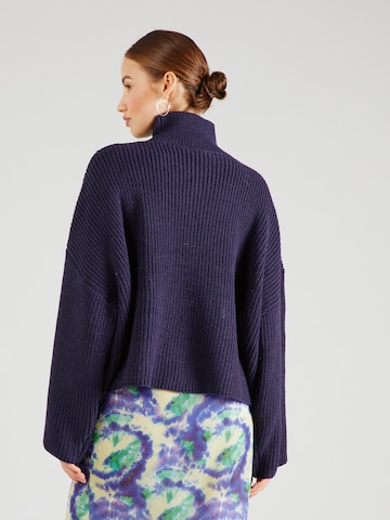 TOPSHOP Sweater in Blue