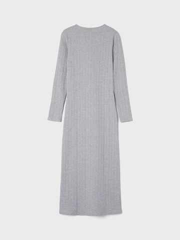 Robe NAME IT en gris