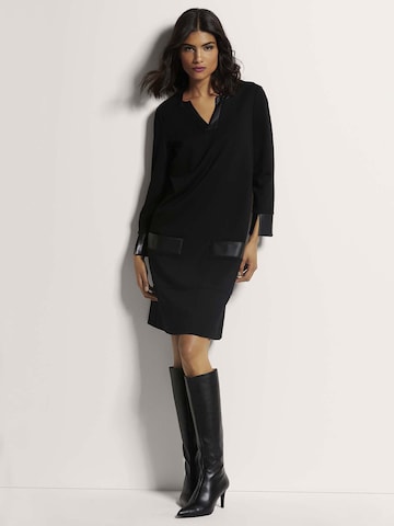 MADELEINE Jurk in Zwart: voorkant