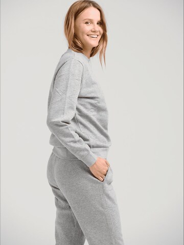 TeeShoppen Sweatshirt in Grey