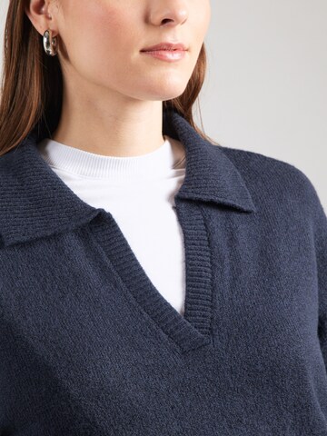 Pull-over 'PCMALOU' PIECES en bleu