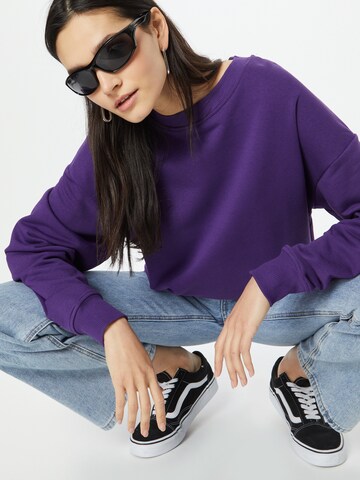 Lindex - Sweatshirt 'Tessa' em roxo