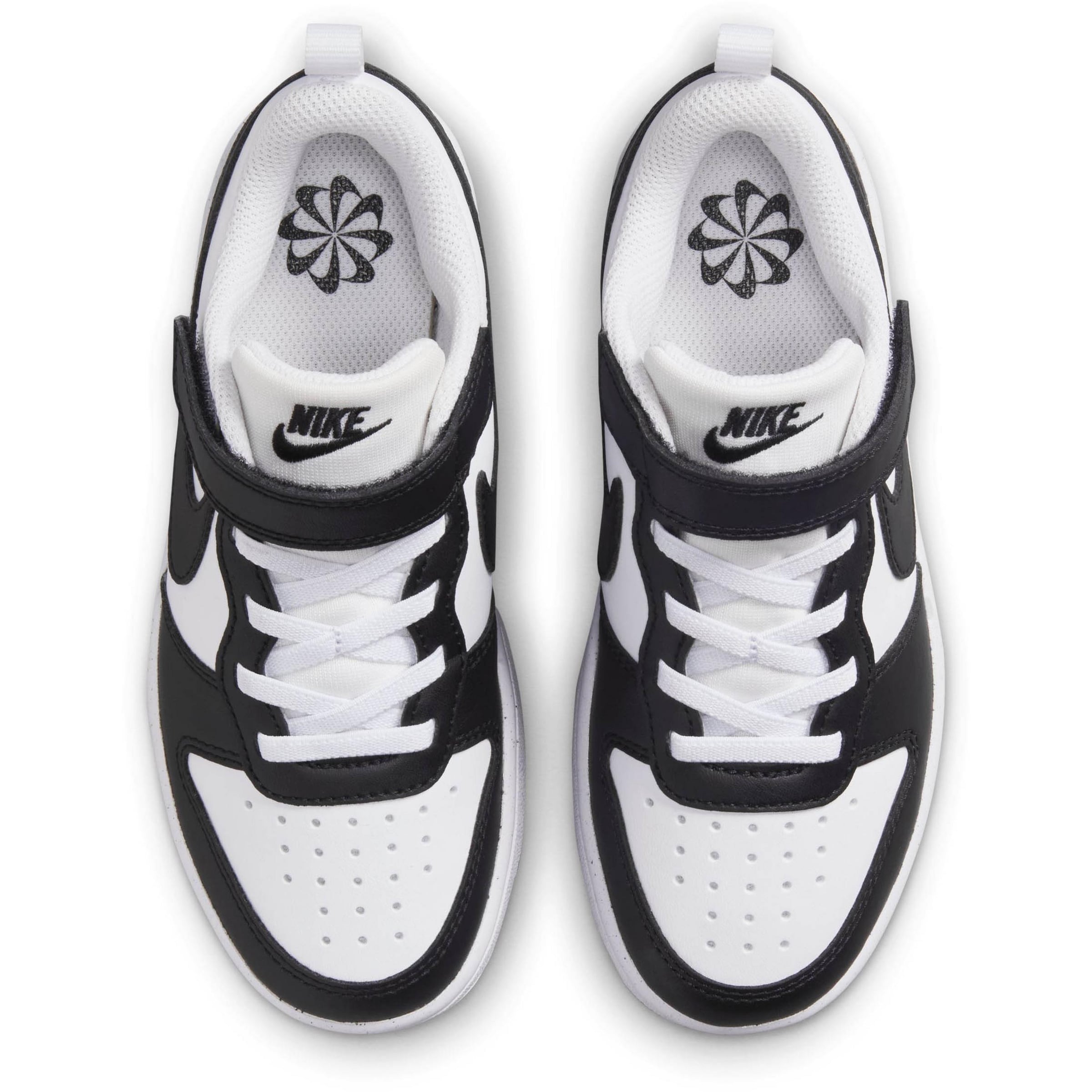 Nike Sportswear Sneakers in Black